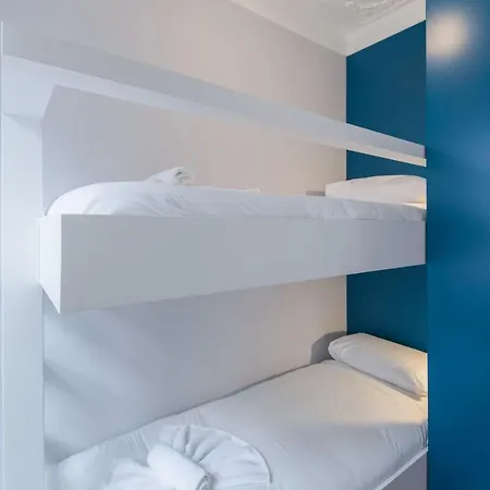 Lovelystay - Stylish Mouraria Flat